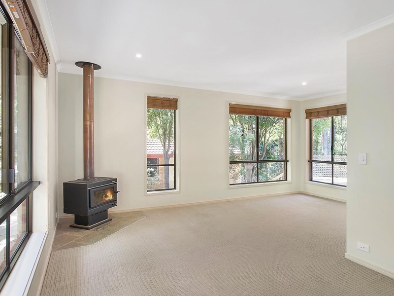 24 Evergreen Drive, Elanora QLD 4221