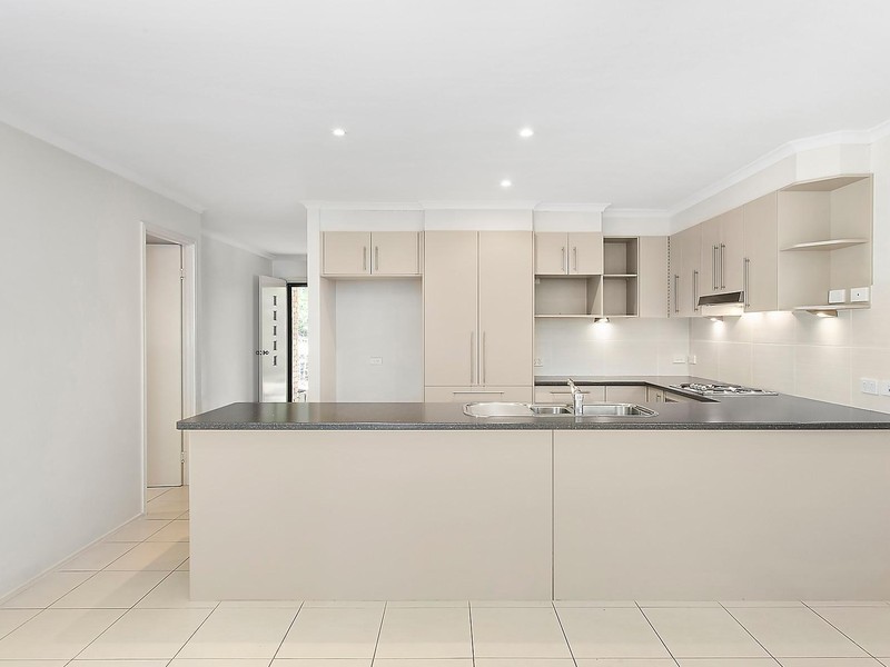 24 Evergreen Drive, Elanora QLD 4221