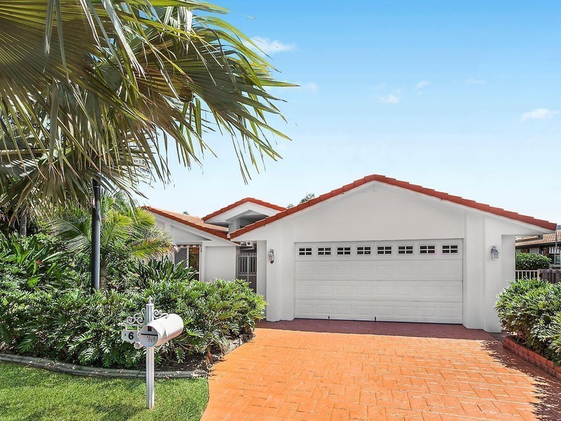 6 Rosebud Street, Robina QLD 4226