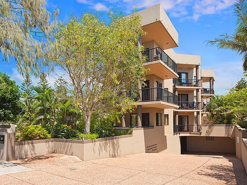2/1396 Gold Coast Highway, Palm Beach QLD 4221