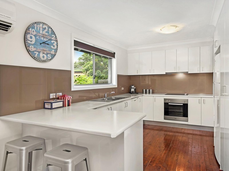 20 Japonica Drive, Palm Beach QLD 4221