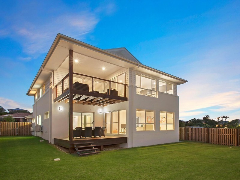 14 Nollamara Drive, Elanora QLD 4221