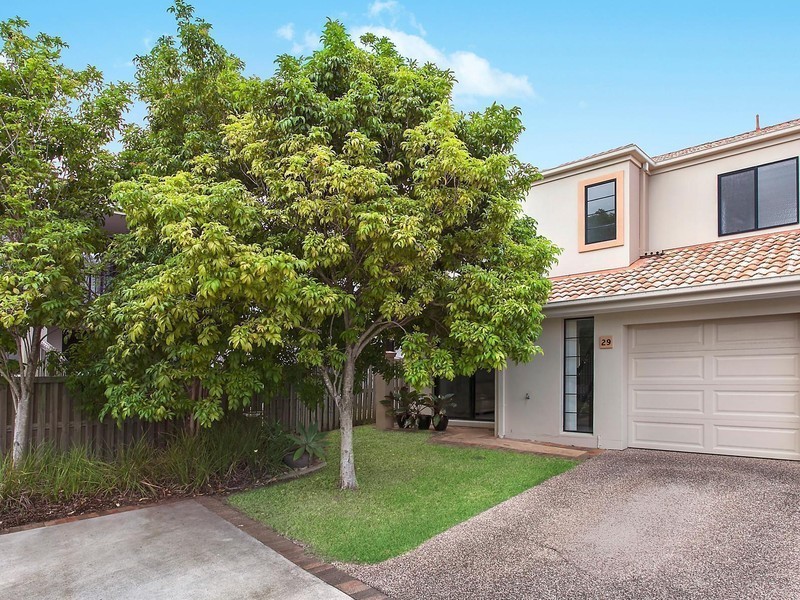 29/302 Christine Avenue, Varsity Lakes QLD 4227