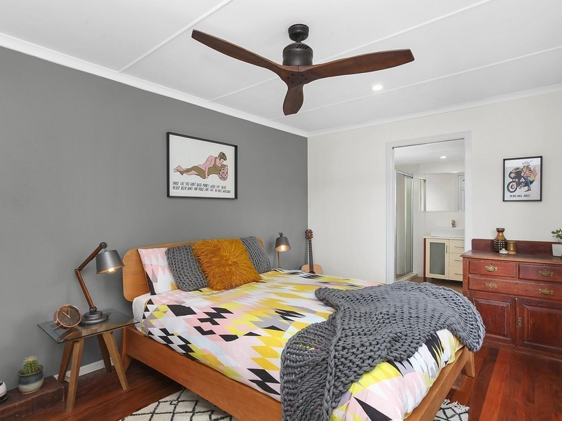 116 West Burleigh Road, Burleigh Heads QLD 4220