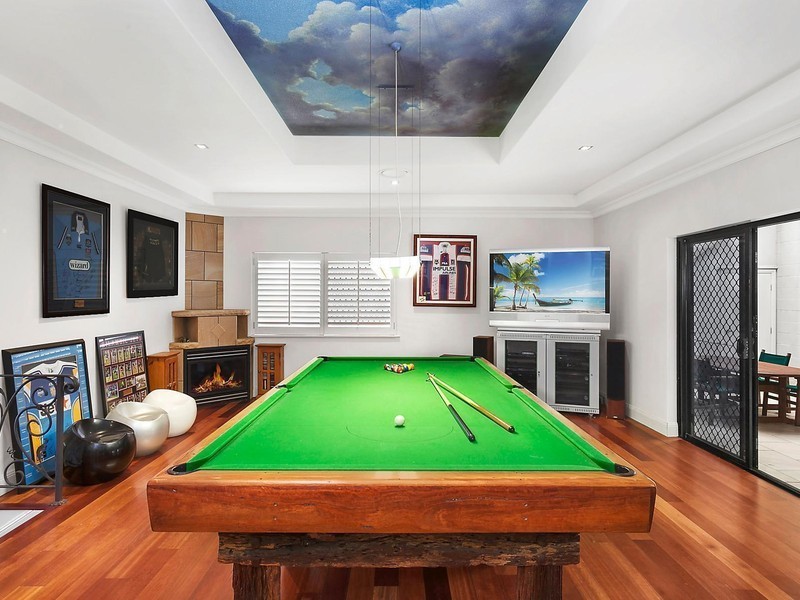 99 Garrick Street, Coolangatta QLD 4225