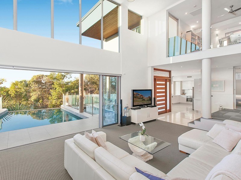 29 Sawtell Drive, Currumbin Waters QLD 4223