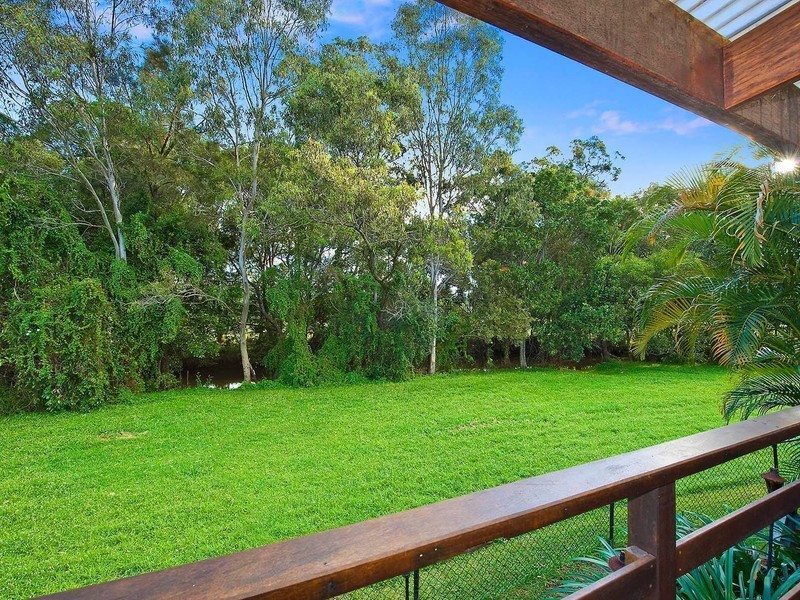 29 Cosmos Court, Elanora QLD 4221