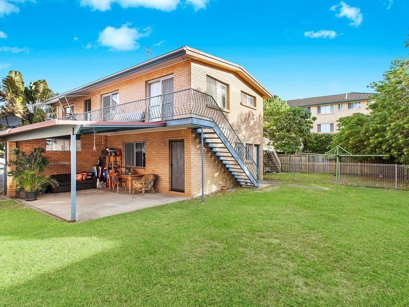7 Twenty Eighth Avenue, Palm Beach QLD 4221