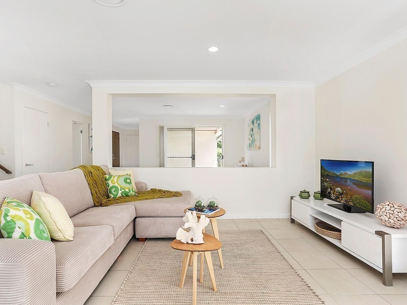 260 Easthill Drive, Robina QLD 4226