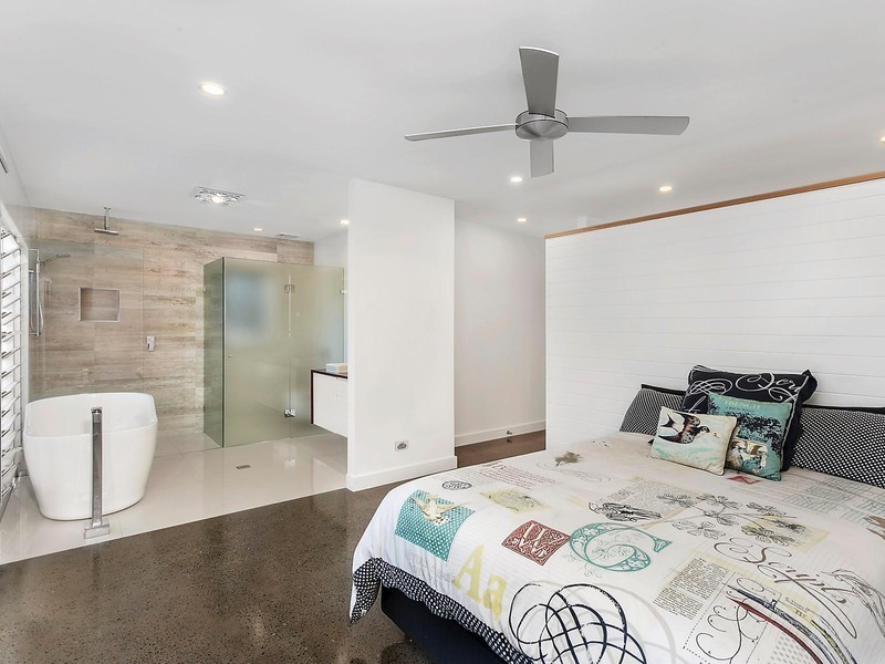 14 Iluka Street, Palm Beach QLD 4221