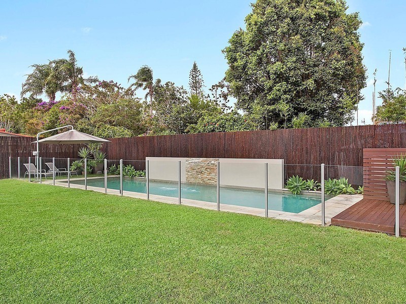 22 Michel Drive, Currumbin Waters QLD 4223