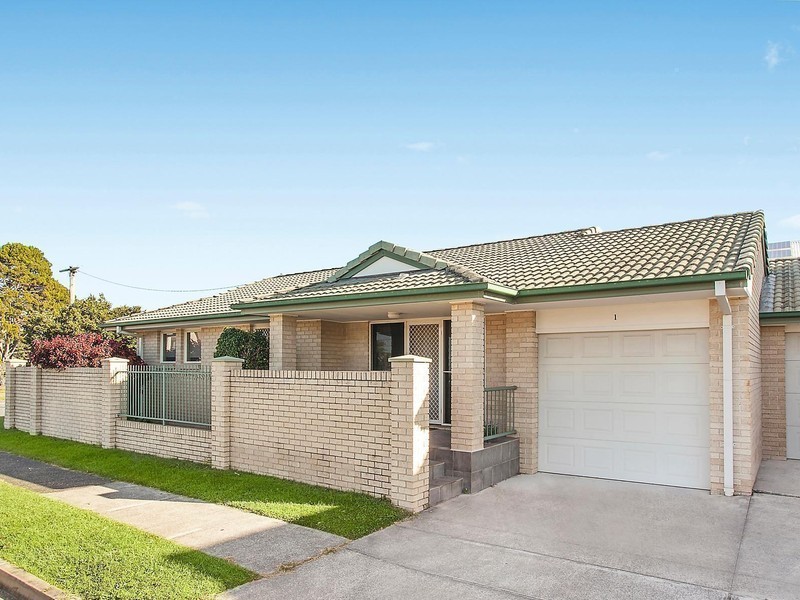 1 and 2/41 Fifth Avenue, Palm Beach QLD 4221