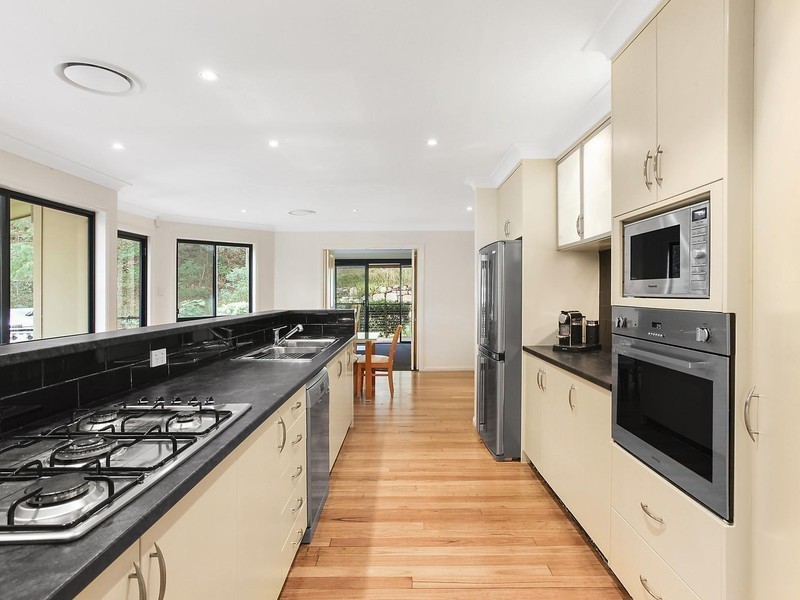 12 Acmena Court, Elanora QLD 4221