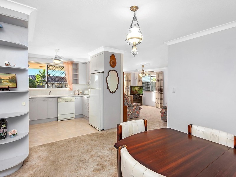 20 Eucalypt Street, Palm Beach QLD 4221