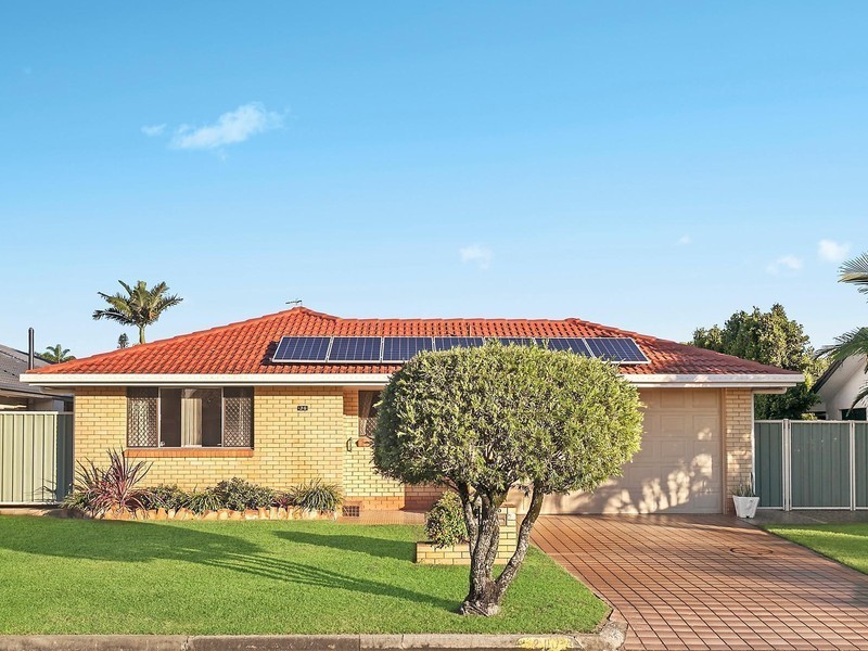 20 Eucalypt Street, Palm Beach QLD 4221