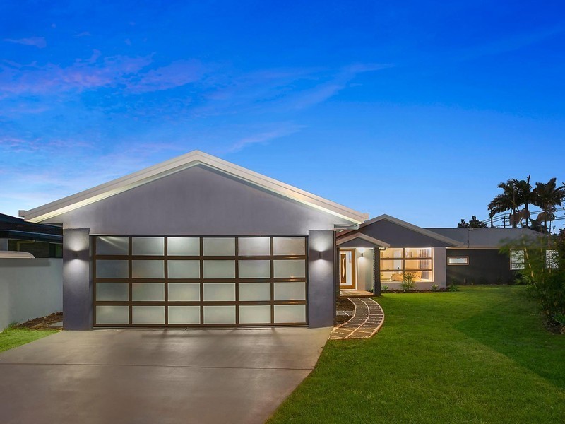 17 Sycamore Place, Palm Beach QLD 4221