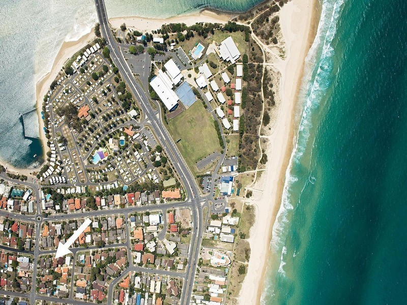 1/16 Boodera Road, Palm Beach QLD 4221