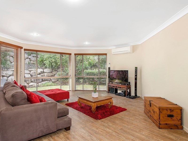 12 Riverwood Drive, Ashmore QLD 4214