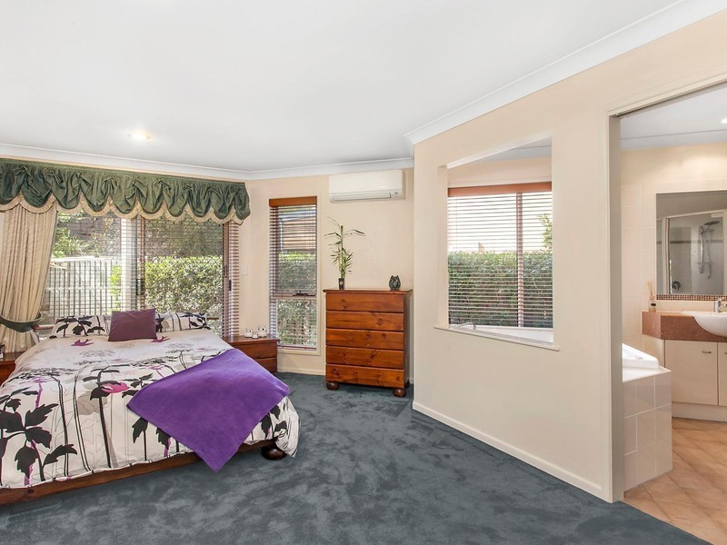 12 Riverwood Drive, Ashmore QLD 4214