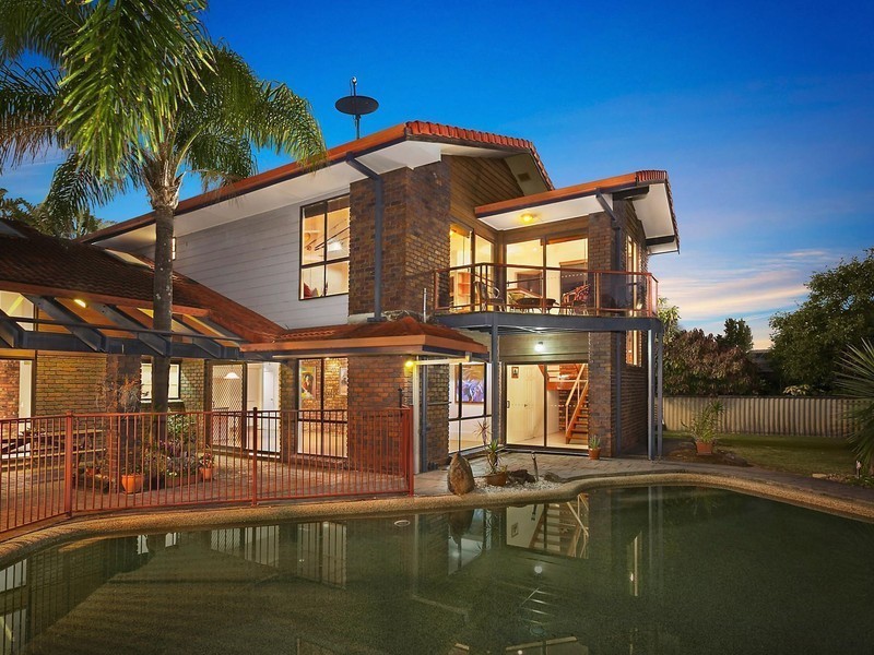 39 Kurrajong Court, Palm Beach QLD 4221
