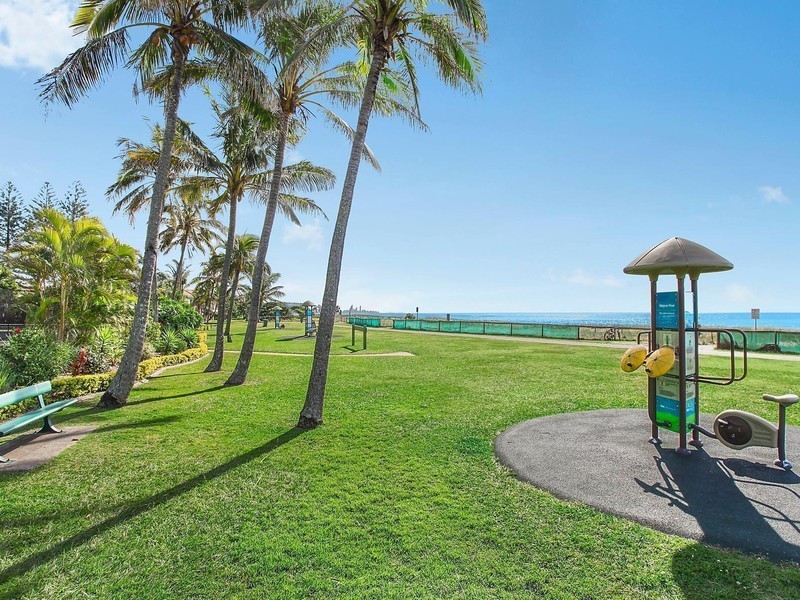 7E/969 Gold Coast Highway, Palm Beach QLD 4221