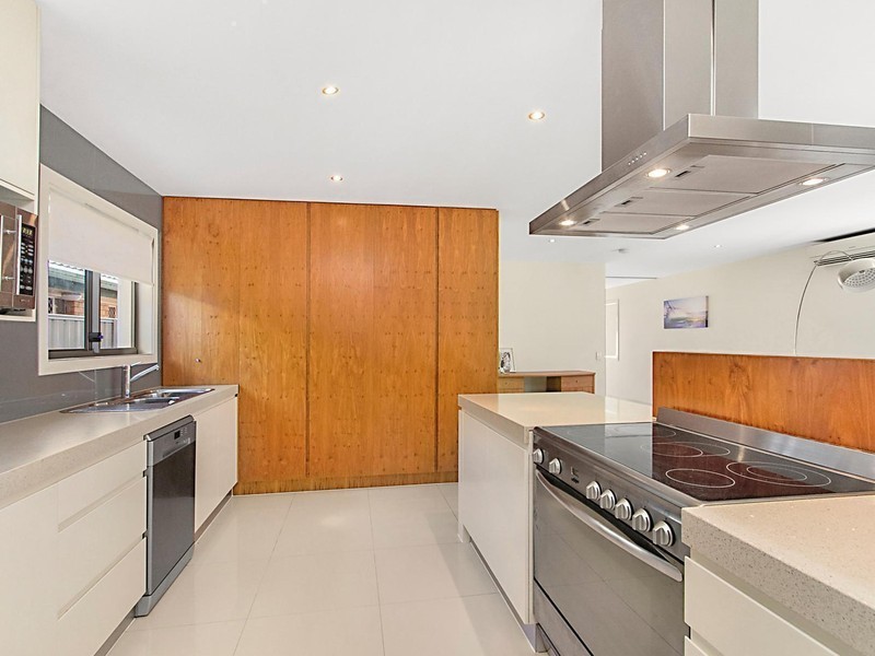 66 Philippine Parade, Palm Beach QLD 4221