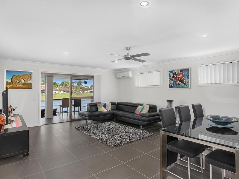 83 Murtha Drive, Elanora QLD 4221