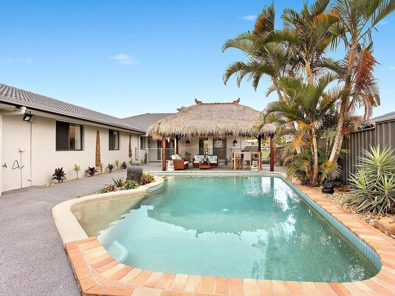 83 Murtha Drive, Elanora QLD 4221