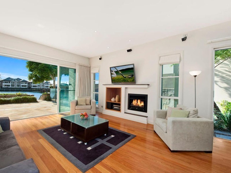 706 Glades Drive, Robina QLD 4226