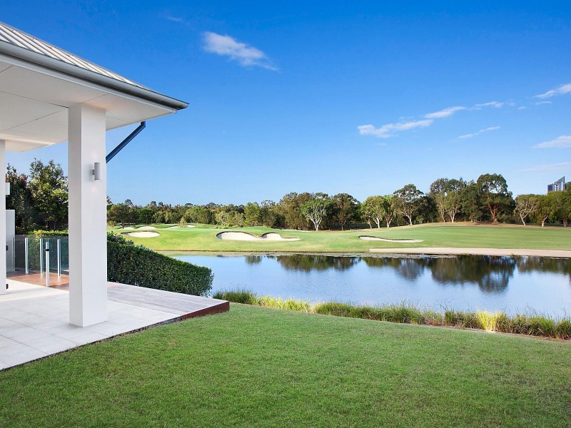 822 Legend Trail, Robina QLD 4226