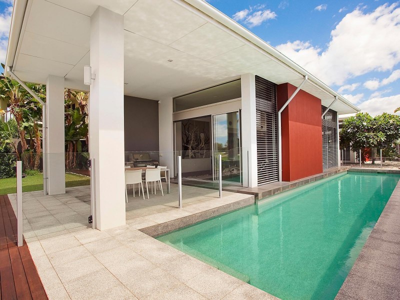 822 Legend Trail, Robina QLD 4226