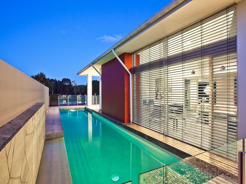 822 Legend Trail, Robina QLD 4226