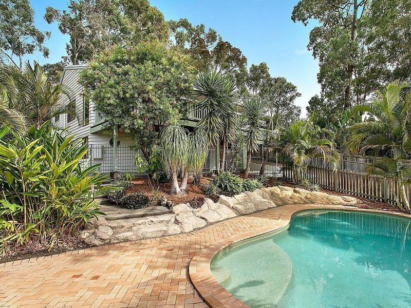 22 Currant Street, Elanora QLD 4221