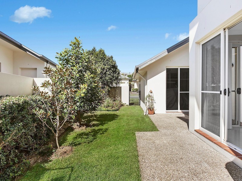 275 Easthill Drive, Robina QLD 4226