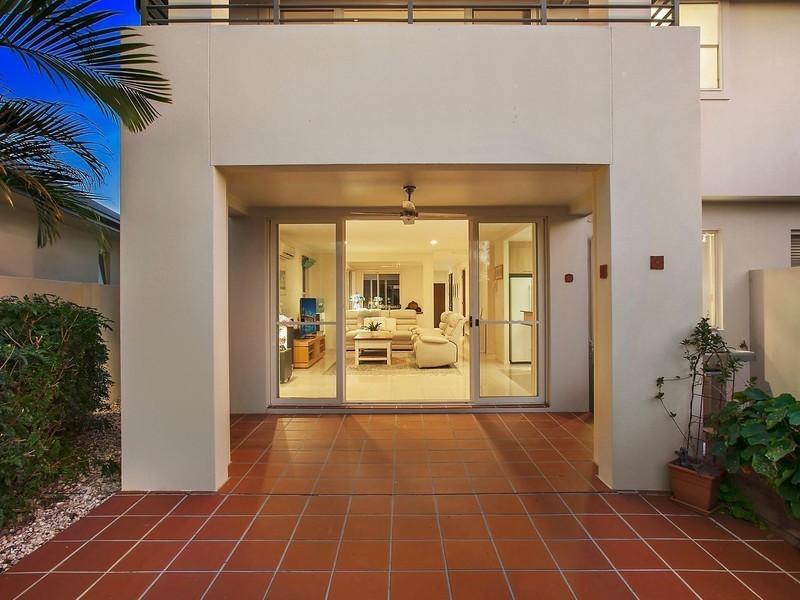 275 Easthill Drive, Robina QLD 4226