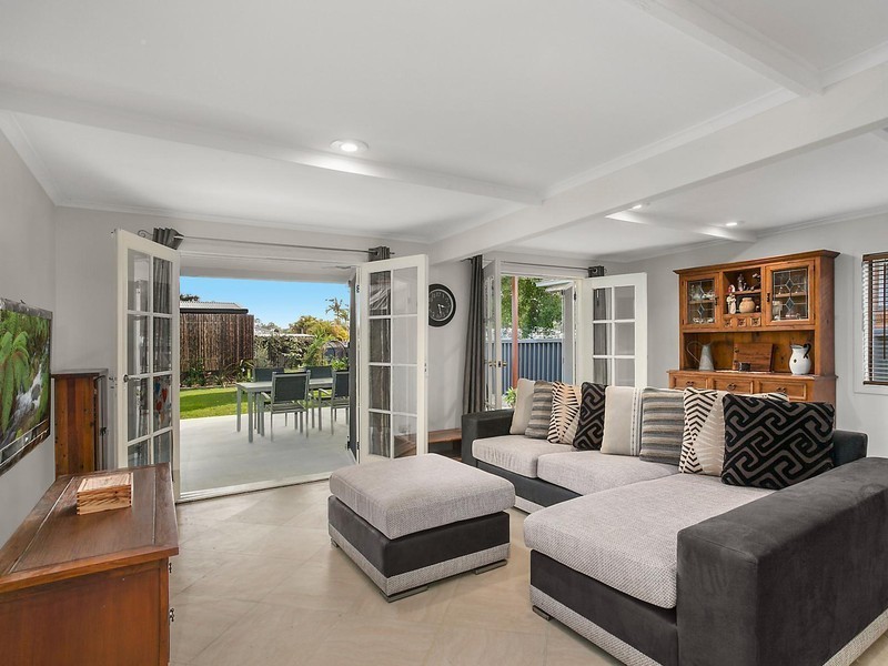 136 Cypress Terrace, Palm Beach QLD 4221
