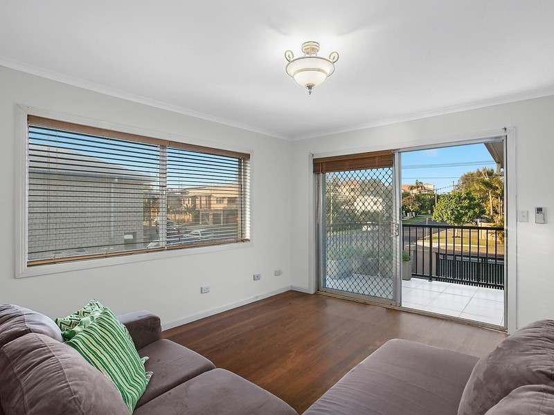 136 Cypress Terrace, Palm Beach QLD 4221