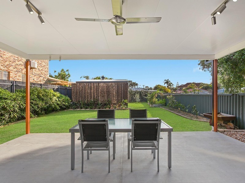 136 Cypress Terrace, Palm Beach QLD 4221