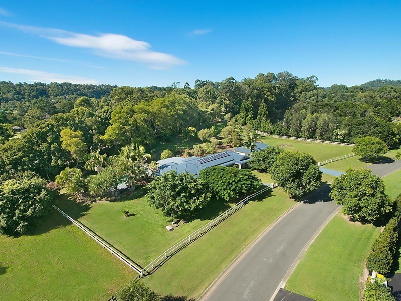2 Dungogie Drive, Tallebudgera QLD 4228