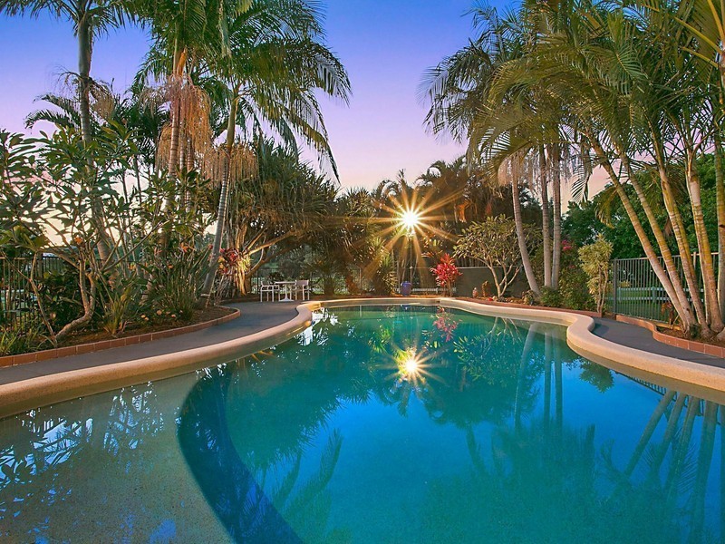 2 Dungogie Drive, Tallebudgera QLD 4228