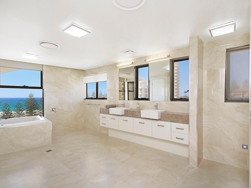 10/16 Eden Avenue, Coolangatta QLD 4225