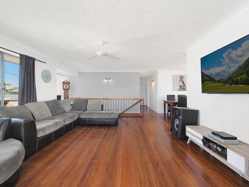 3 Gulai Street, Palm Beach QLD 4221