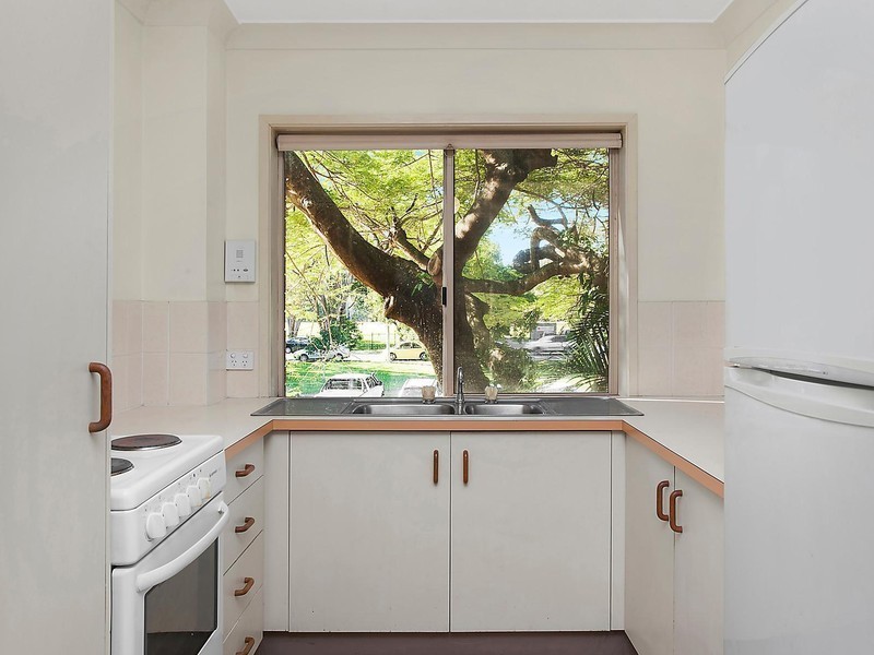 4/66 Sarawak Avenue, Palm Beach QLD 4221