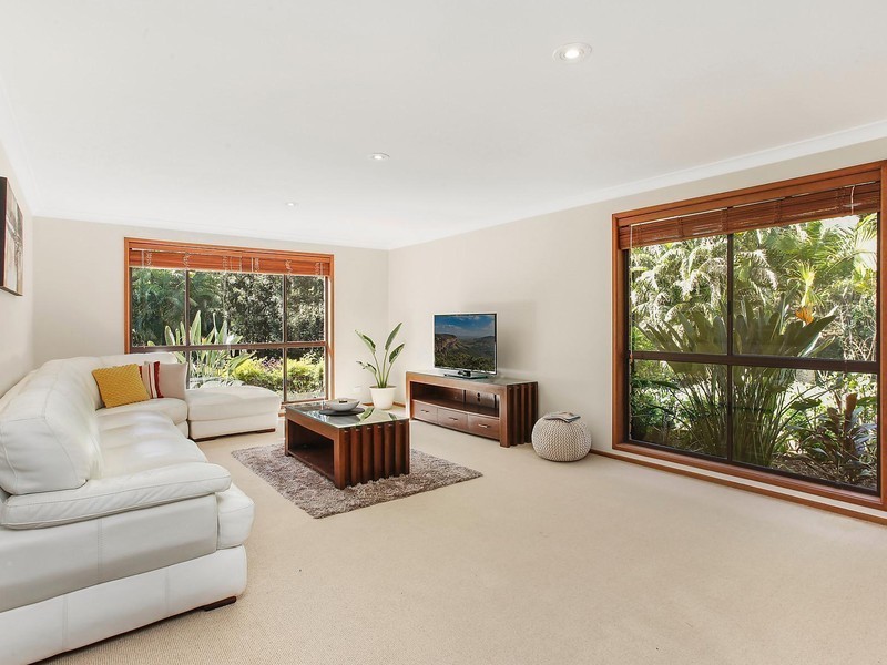 49 Coorabin Court, Tallebudgera QLD 4228