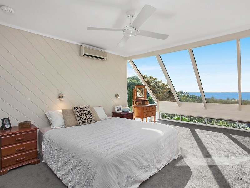 15 Lansell Avenue, Currumbin QLD 4223