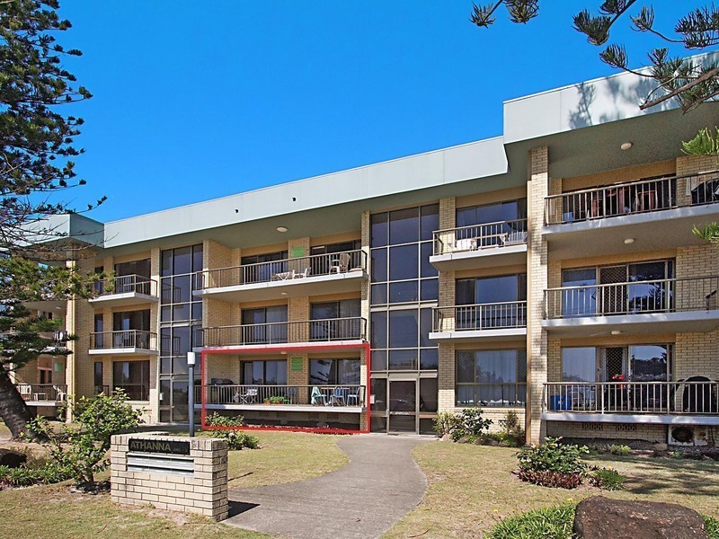 2/242 Pacific Parade, Bilinga QLD 4225