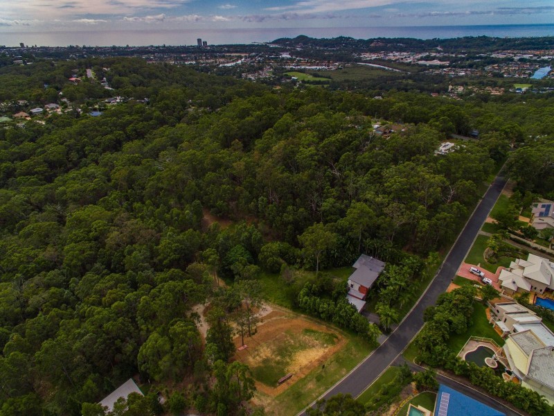 5 Buckingham Way, Elanora QLD 4221