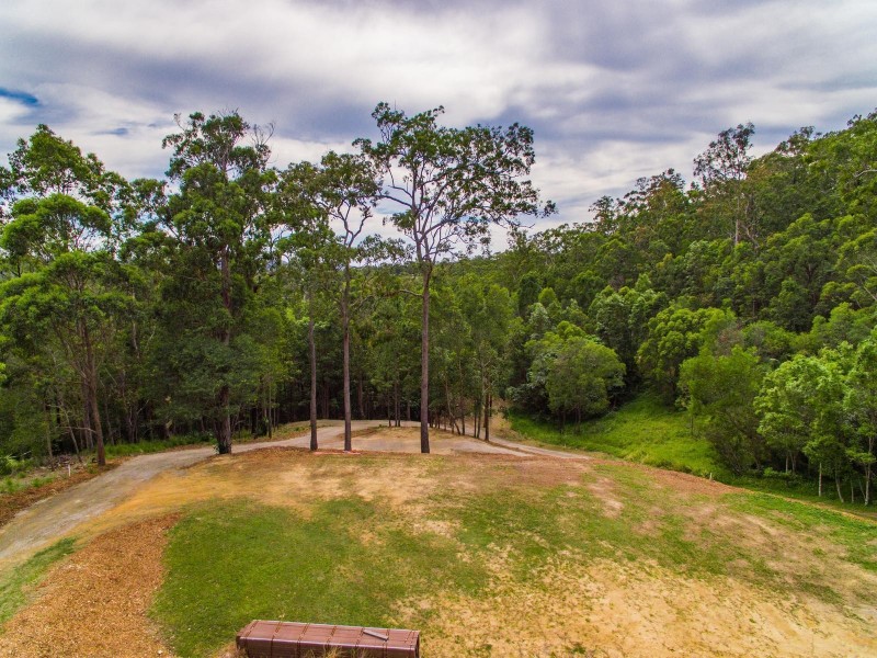 5 Buckingham Way, Elanora QLD 4221