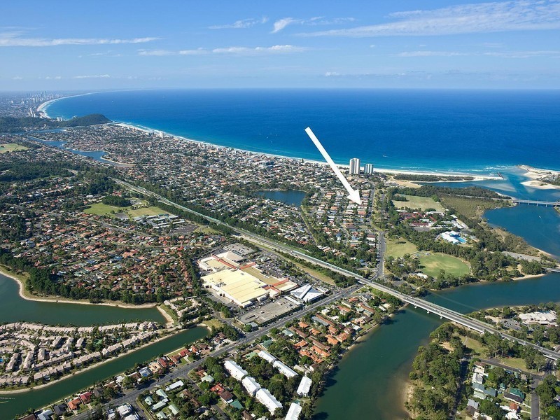 4/54 Sarawak Avenue, Palm Beach QLD 4221