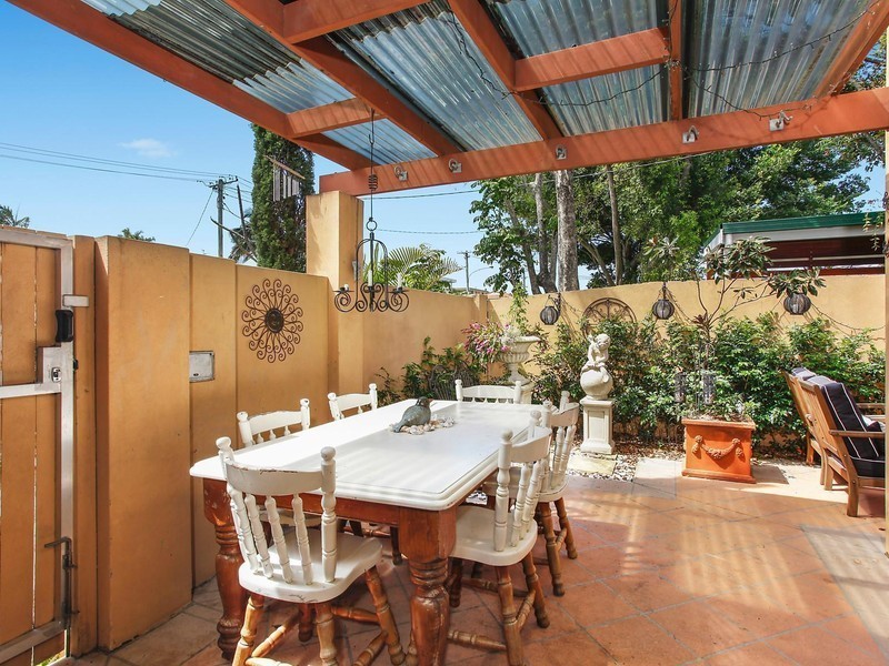 1/7 Cypress Terrace, Palm Beach QLD 4221